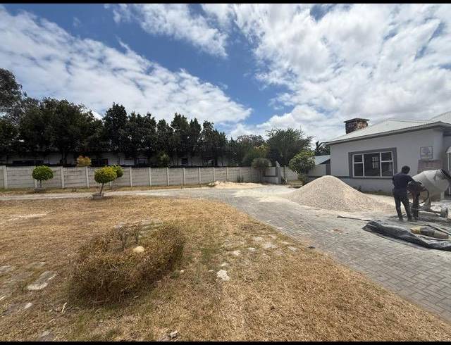 BUSINESS PROPERTY TO RENT IN WALMER